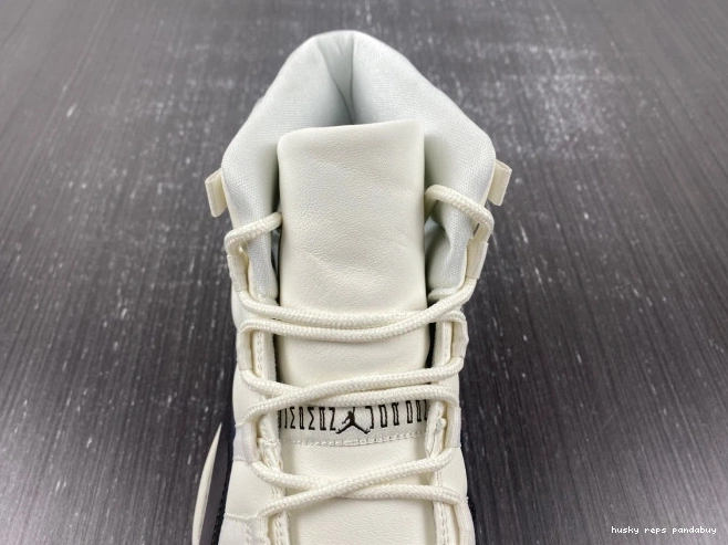 Rep Husky WMNS Neapolitan 11 AR0715-101 Air Jordan 0705